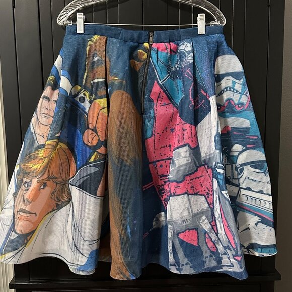 Stitch Shoppe Loungefly Star Wars Mesh Skirt Large Dark vs Light Side Pin NWT - Picture 2 of 10
